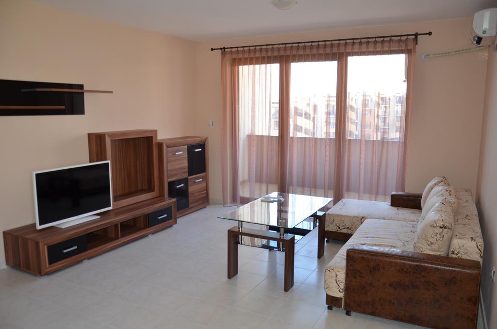 Apartments In Complex Chateau Nessebar Свети-Влас Экстерьер фото