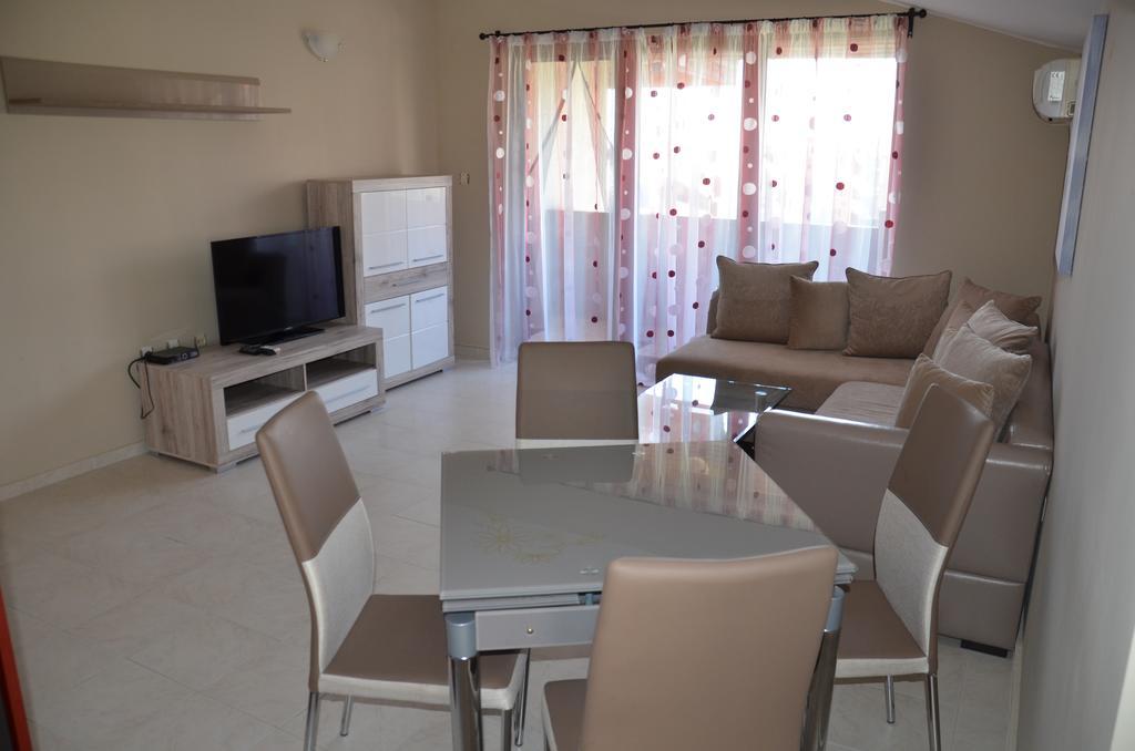 Apartments In Complex Chateau Nessebar Свети-Влас Экстерьер фото