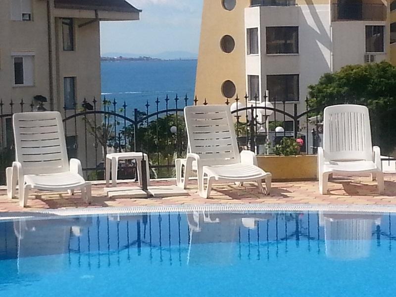 Apartments In Complex Chateau Nessebar Свети-Влас Экстерьер фото